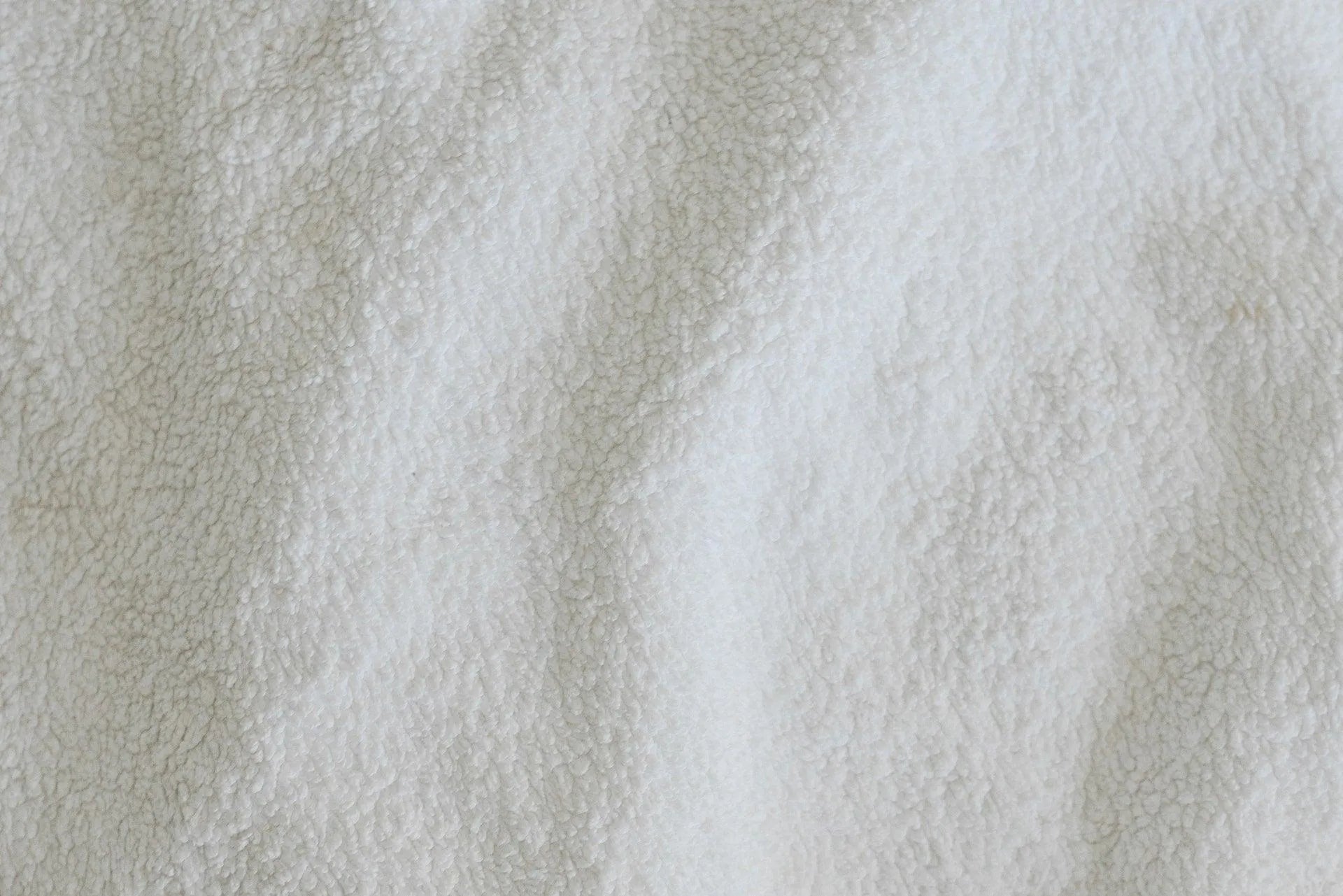 The Many Benefits of Microfiber Fabric: Why You Should Use It